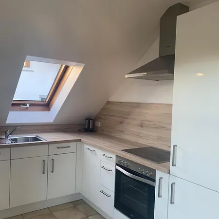 Appartement Mit Grossem Balkon Und Blick In Den Taunus *