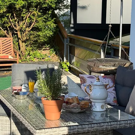 Mit Grossem Balkon Und Blick In Den Taunus Appartement *